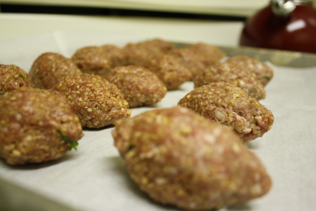 shurba: tomato rice soup with bulgur beef kibbe meatballs {a recipe from the kosher foodies}